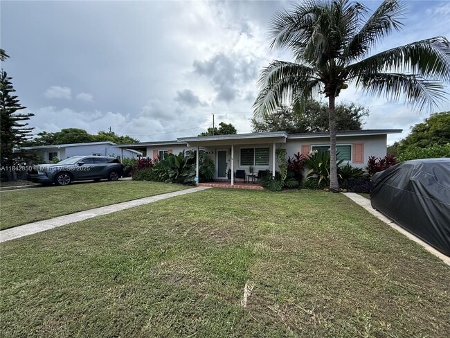10031 Jamaica Dr in Cutler Bay, FL - Building Photo - Building Photo