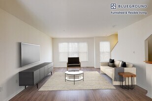 14000 Avalon Dr in Northborough, MA - Building Photo