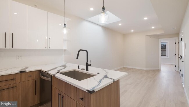 property at 1530 N 25th St