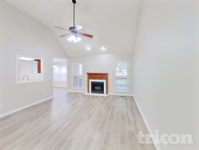 775 Vera Dr in Clarksville, TN - Building Photo - Building Photo