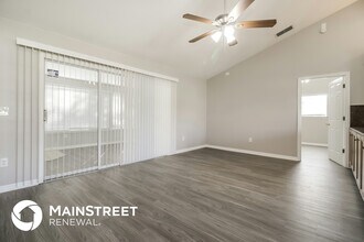1048 Spring Loop Way in Winter Garden, FL - Building Photo - Building Photo
