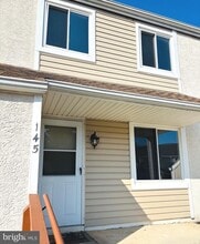145 Roskeen Ct in Phoenixville, PA - Building Photo - Building Photo