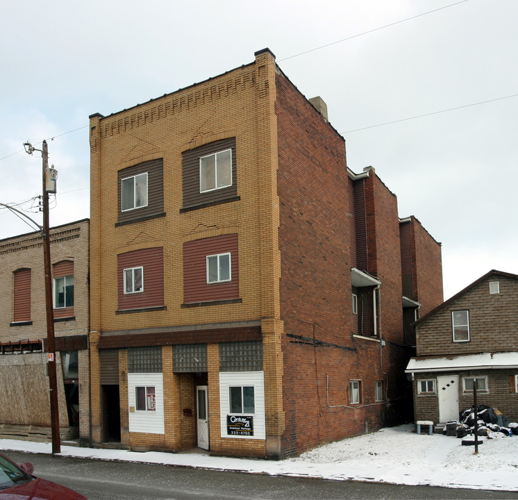 85 Garfield St in Natrona Heights, PA - Foto de edificio