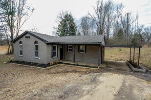 2731 Lorena Cove in Olive Branch, MS - Building Photo