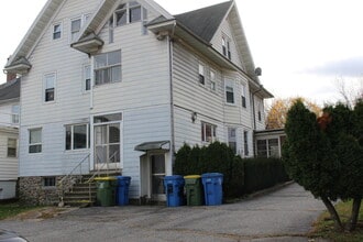 20 Merrill St in Waterbury, CT - Building Photo - Building Photo