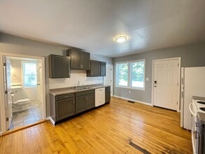 31 Front St in Pembroke, NH - Building Photo - Building Photo