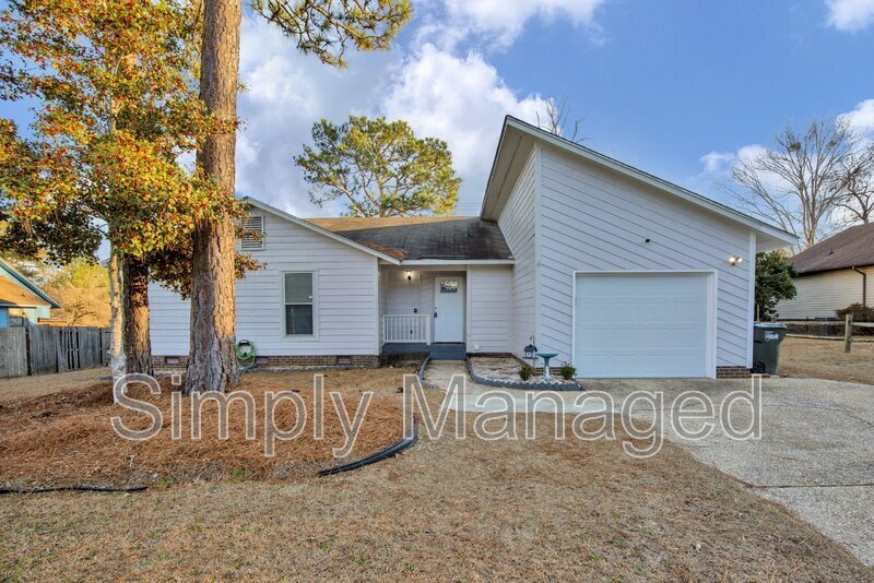 7020 Pantego Dr in Fayetteville, NC - Building Photo