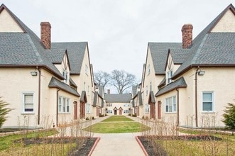 22 Pearsall Ave in Freeport, NY - Building Photo - Building Photo