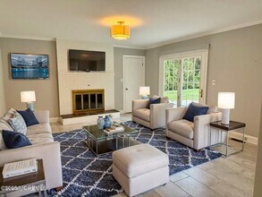 299 White Rd in Little Silver, NJ - Building Photo - Building Photo