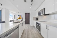 999 SW 1st Ave, Unit 1901 in Miami, FL - Building Photo - Building Photo