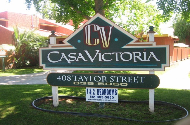 Casa Victoria in Bakersfield, CA - Building Photo - Building Photo