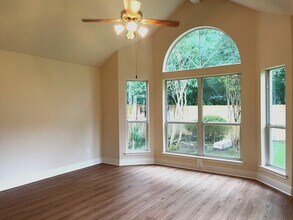 14615 Wressell Dr in Houston, TX - Building Photo - Building Photo