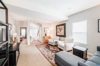 719 Rainier Rd in Charlottesville, VA - Building Photo - Building Photo