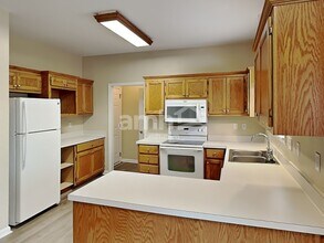 2702 Camden Ct in Thompson's Station, TN - Building Photo - Building Photo