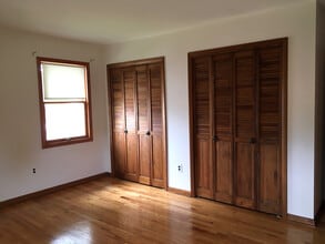 193 Banta Ave, Unit apartment 2nd FL in Garfield, NJ - Building Photo - Building Photo