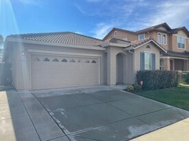 4430 Niobe Cir in Rancho Cordova, CA - Building Photo