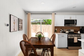 2500 Berkett Dr, Unit SI ID1492676P in Austin, TX - Building Photo - Building Photo