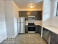 2640 N Milwaukee Ave, Unit 2 in Chicago, IL - Building Photo - Building Photo