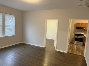 7153 W Grand Ave in Chicago, IL - Building Photo - Building Photo