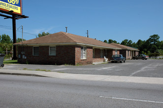 W Montague Ave in North Charleston, SC - Building Photo - Building Photo