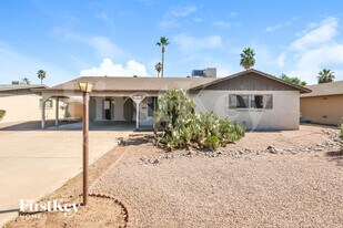 1918 E Watson Dr in Tempe, AZ - Building Photo