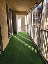 3341 NW 47th Ter, Unit 211 in Lauderdale Lakes, FL - Building Photo - Building Photo