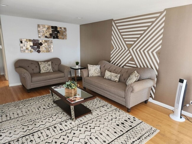 368 Luella Ave, Unit 2 in Calumet City, IL - Building Photo - Building Photo