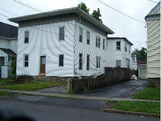 Fourplex in Batavia, NY - Foto de edificio