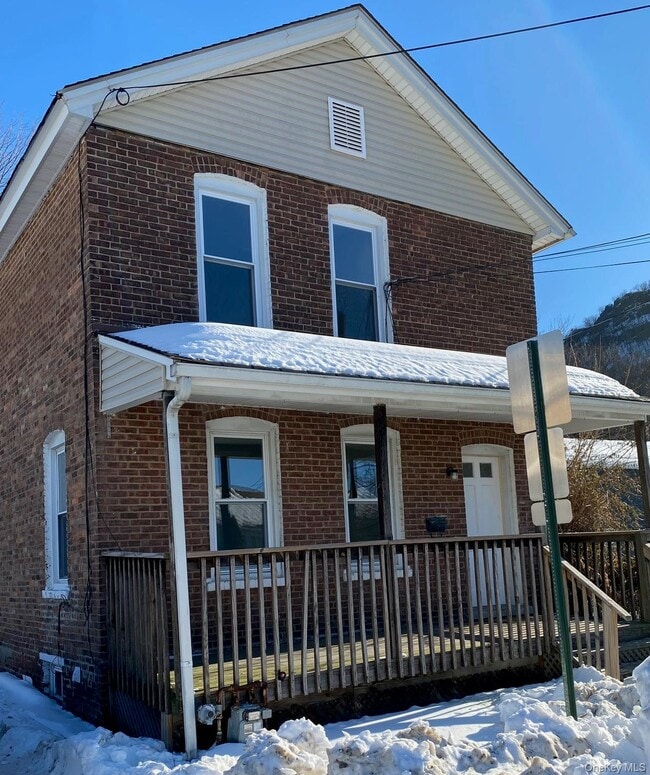 property at 6 Tor Ave