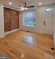 1237 S 27th St in Philadelphia, PA - Building Photo