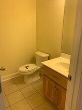 504 Bradwell St in Hinesville, GA - Building Photo - Building Photo