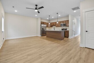 501 Jonathan Wade Cir in Clarksville, TN - Building Photo - Building Photo