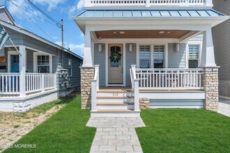 112 14th Ave in Belmar, NJ - Building Photo - Building Photo