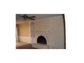 518 Billie Ruth Ln in Hurst, TX - Building Photo - Building Photo
