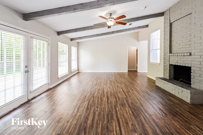 15827 Pine Mountain Dr in Houston, TX - Building Photo - Building Photo