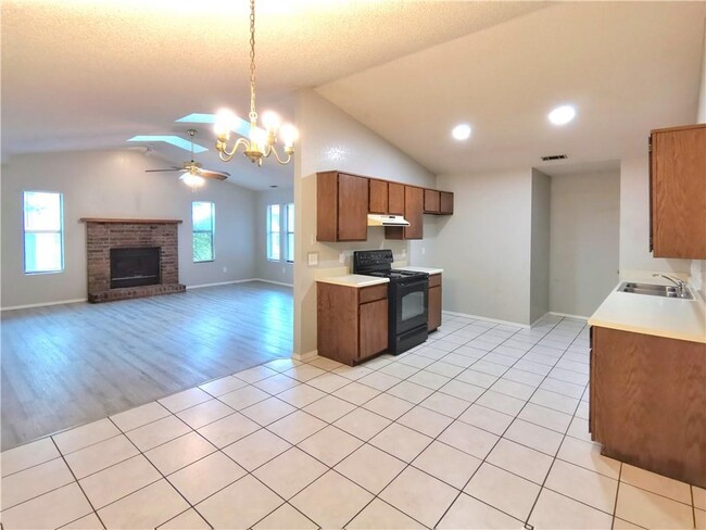 property at 3611 W Wood St