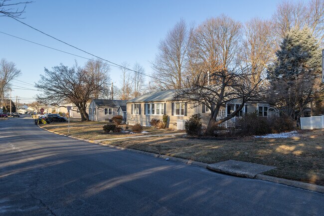 Fulmor Heights in Hatboro, PA - Foto de edificio - Building Photo