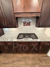 329 E Greystone Square in Webb City, MO - Foto de edificio - Building Photo