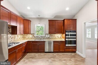 24524 Ruff Ruff Ln in Hollywood, MD - Building Photo - Building Photo