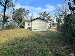721 W Jordan St in Pensacola, FL - Building Photo - Building Photo