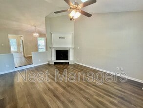 820A Anarine Rd in Fayetteville, NC - Building Photo - Building Photo