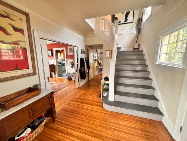 238 Mather St in Oakland, CA - Building Photo - Building Photo