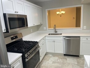 7731 Willow Point Dr in Falls Church, VA - Building Photo - Building Photo