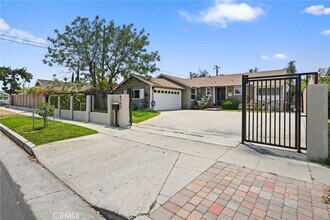 8745 Valjean Ave in Los Angeles, CA - Building Photo - Building Photo