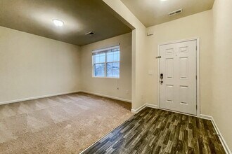 322 Hamilton Pointe Dr in Mcdonough, GA - Building Photo - Building Photo