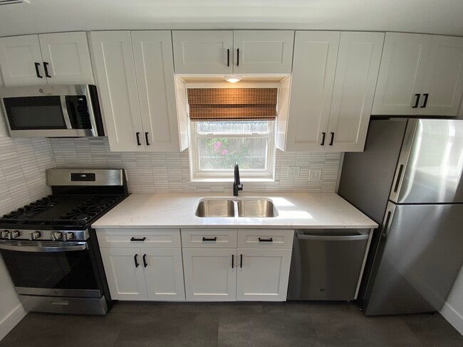 2212 Perry St, Unit 2212 in Denver, CO - Building Photo - Building Photo