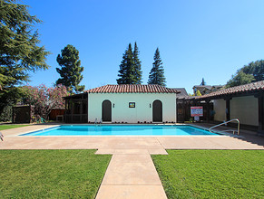 Casa Real in Palo Alto, CA - Building Photo - Building Photo