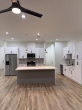 9005 Comal St in Houston, TX - Building Photo - Building Photo