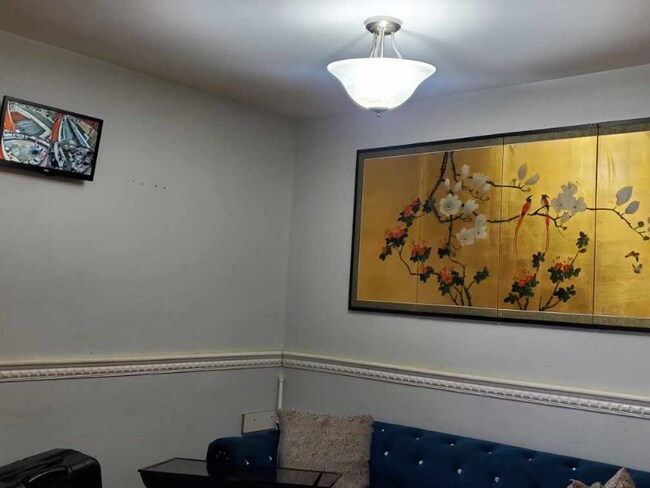 410 72nd St-Unit -Apt. 2 in North Bergen, NJ - Building Photo - Building Photo