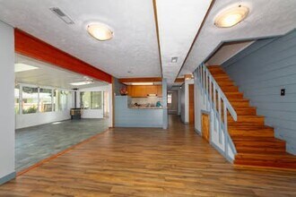 40324 Lynn Rd in Loon Lake, WA - Building Photo - Building Photo